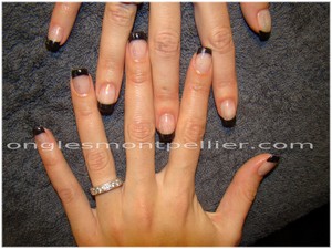 french noire laqu�e r�duite